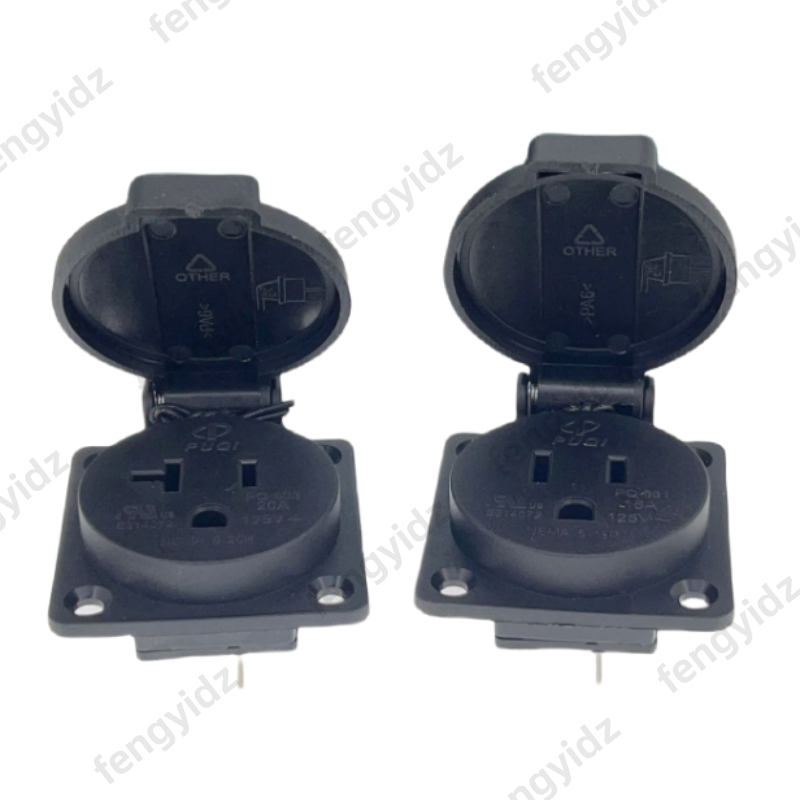 Black 125V 15A 20A IP44 CE Ame - Outdoor Lighting No Outlet のレビューと価格