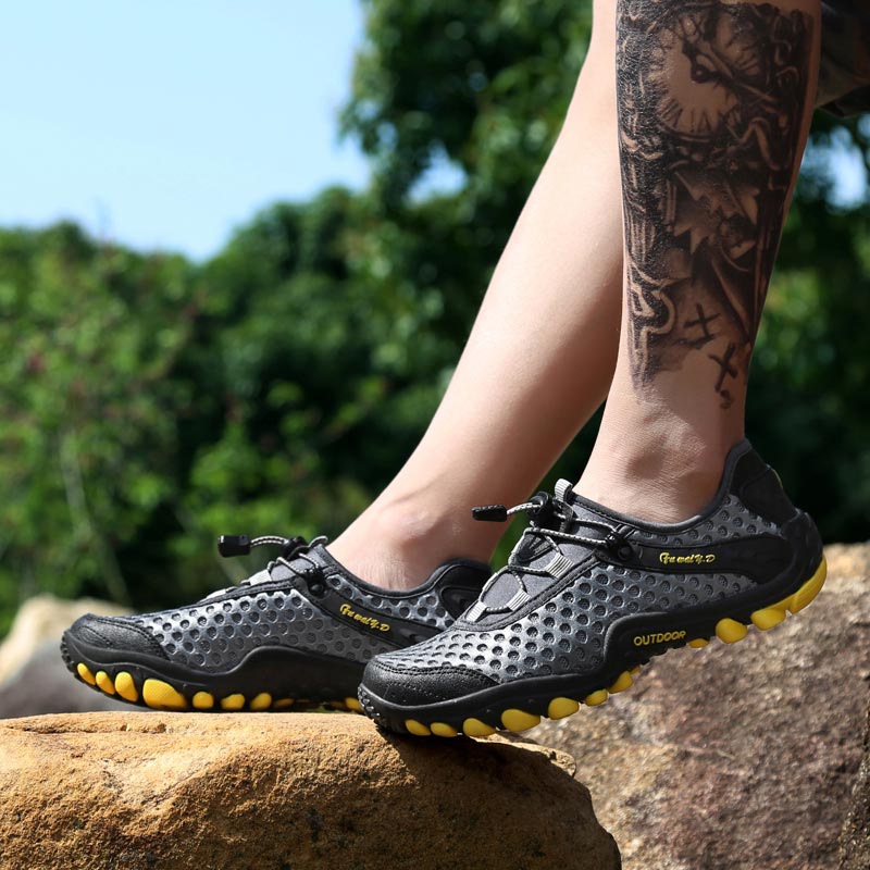 trekking mountain mens sports  - Outdoor Lighting Ideas For House のレビューと価格