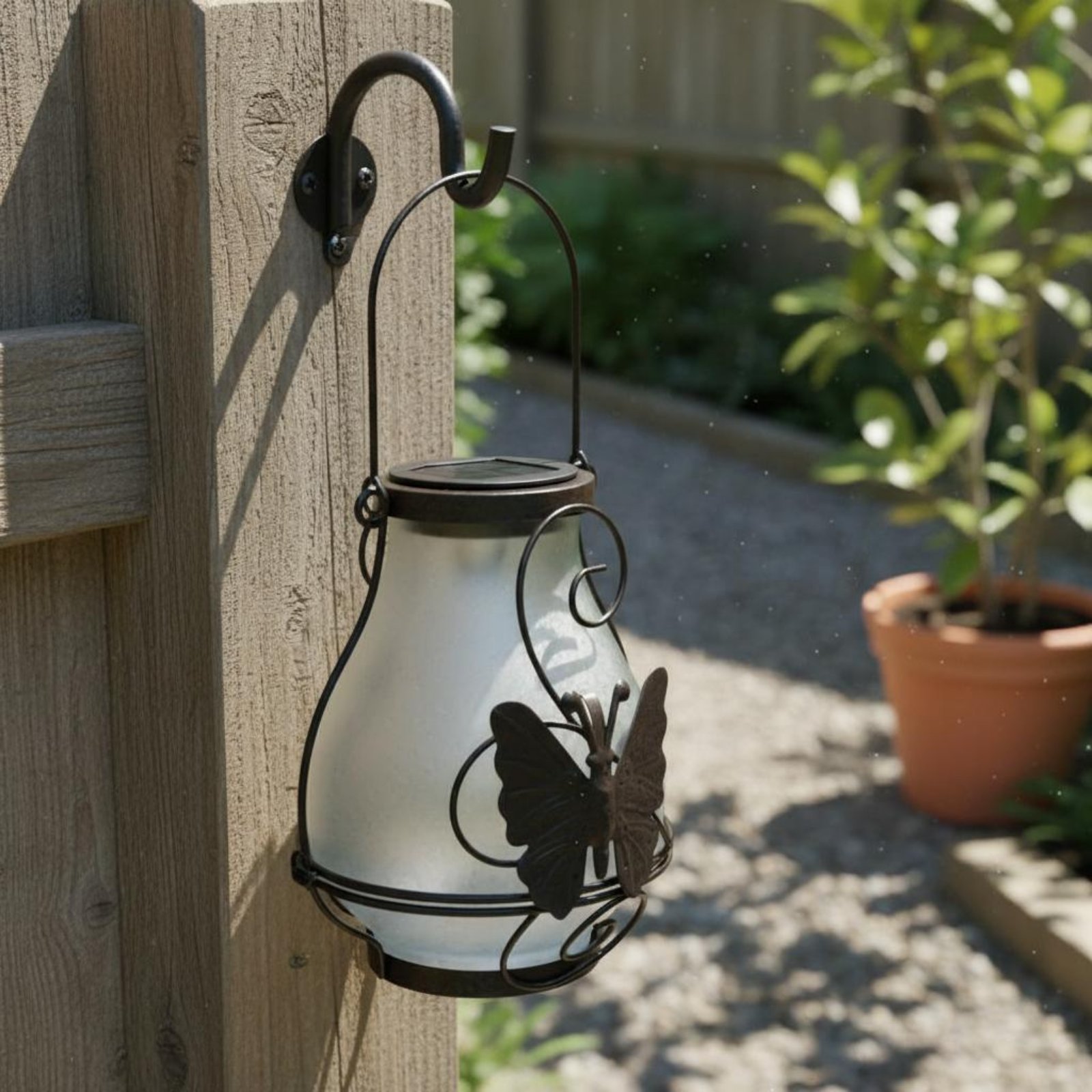 Solar Butterfly Lantern Waterp - Outdoor Lighting Patio のレビューと価格