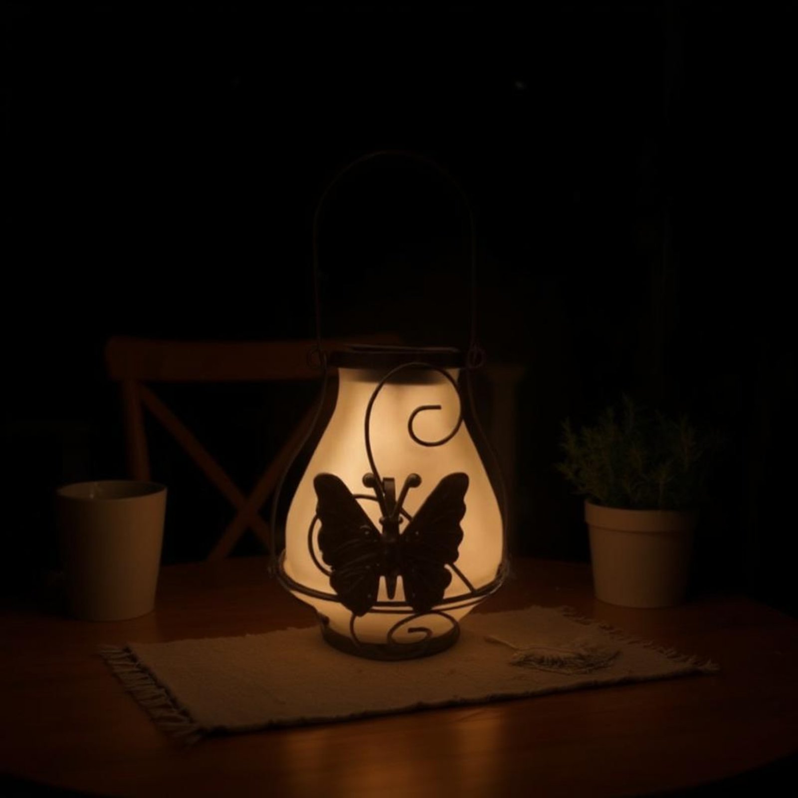 Solar Butterfly Lantern Waterp - Outdoor Lighting Patio のレビューと価格